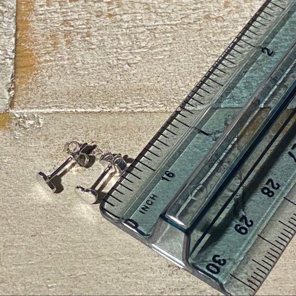 S925 Sterling Silver Heart Studs Posts Earrings - Picture 5 of 6